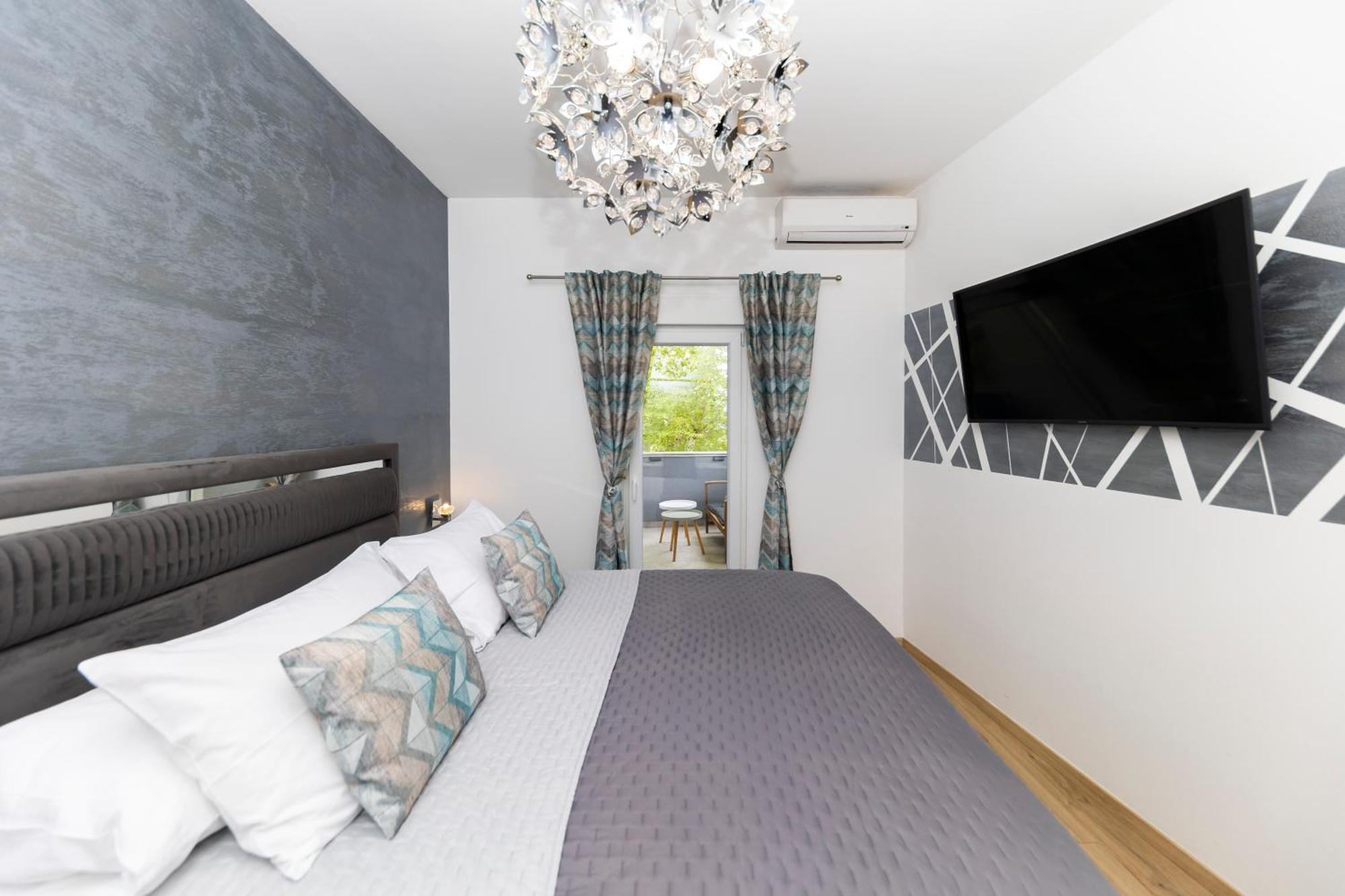 Nikky 2Br Apt. In Old Town Centre ซาดาร์ ภายนอก รูปภาพ